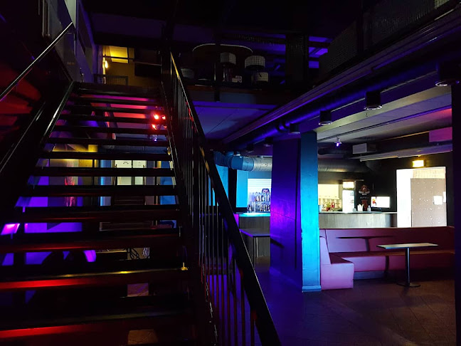 Sound Factory Bar & Nightclub - Ravintola-ala