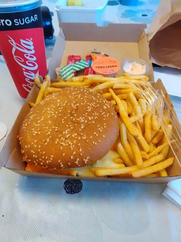 Comments and reviews of Sky Burger Oy