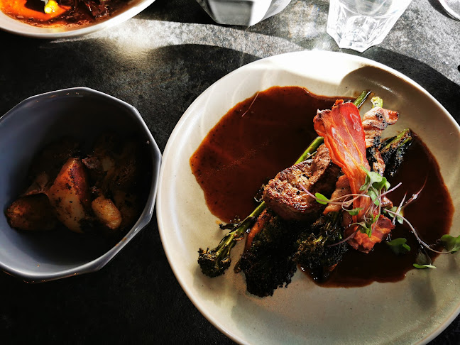 Fat Bull's - Gastrohouse - Ravintola-ala