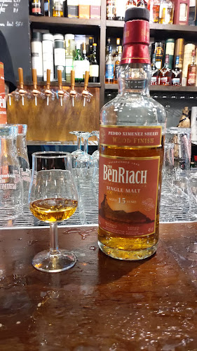 Olutravintola Pikkulintu Ruttopuisto - Helsinki