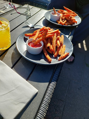 Comentarii opinii despre Betony