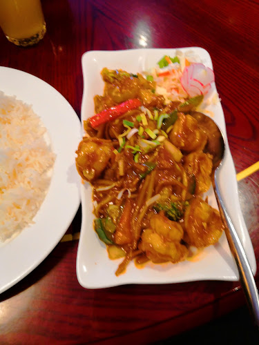 Ravintola Golden Flower - Ravintola-ala