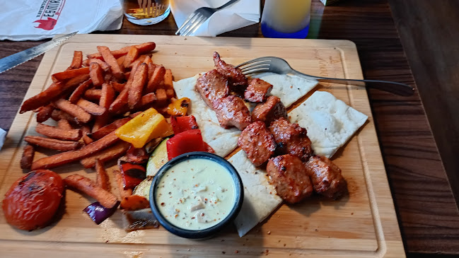 https://www.foodora.fi/en/restaurant/v4gd/iskenderleiri?r=1#restaurant-info