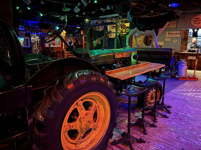 Zetor - Ravintola-ala