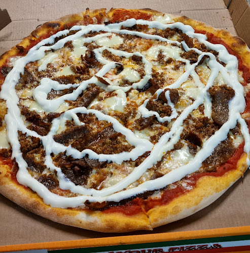 Kontulan Ostoskeskus, Ostostie 4 H 24, 00940 Helsinki