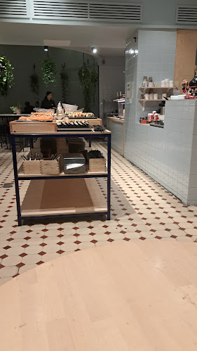 Haru Plus Sushi - Ravintola-ala