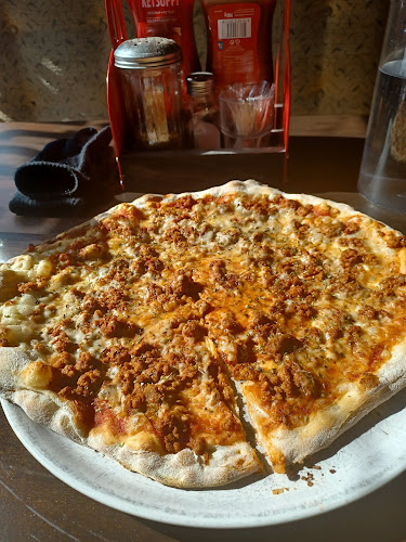 Pizzapojat Niinivaara - Ravintola-ala