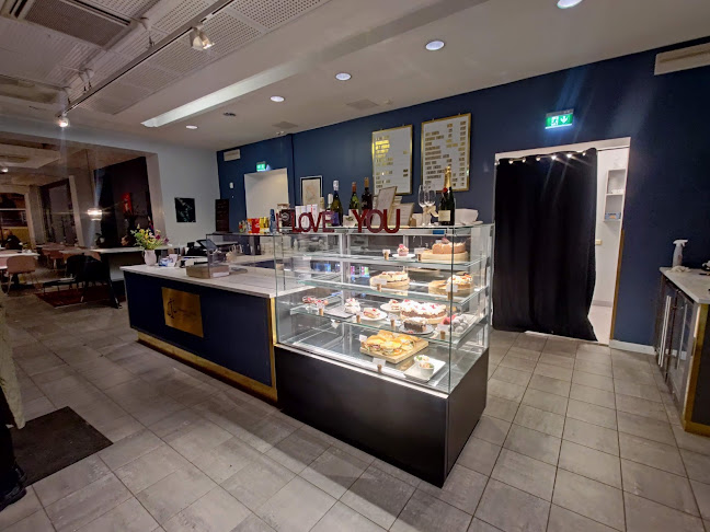 Comentarii opinii despre Pharmacy House - Café & Bakery