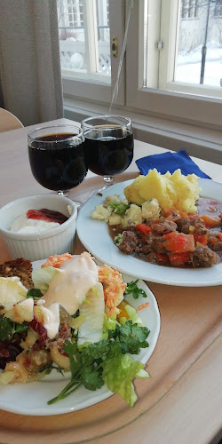Opinii despre Lunch Restaurant Hötorgscenter în Pietarsaari - Ravintola-ala