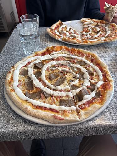 Reviews of Axun pizza & kebab in Oulu - Ravintola-ala