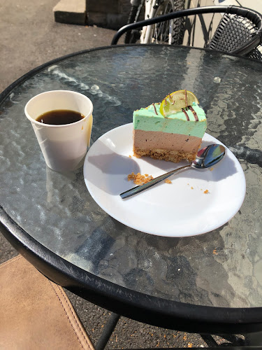 Comments and reviews of Cafe Piirakkapaja