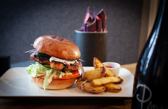 Bistro Neljä Kaesaa - Kuhmo