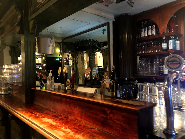 Comentarii opinii despre Molly Malone's Irish Bar
