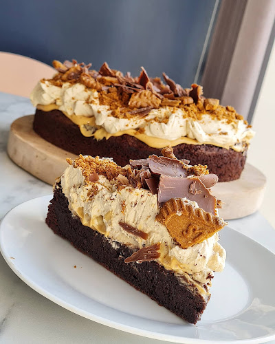 Pharmacy House - Café & Bakery - Ravintola-ala