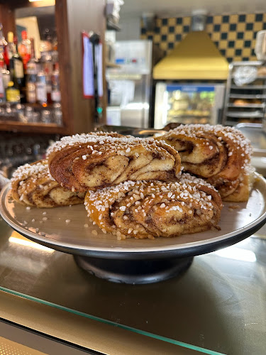 Opinii despre Café Tin Tin Tango în Helsinki - Ravintola-ala