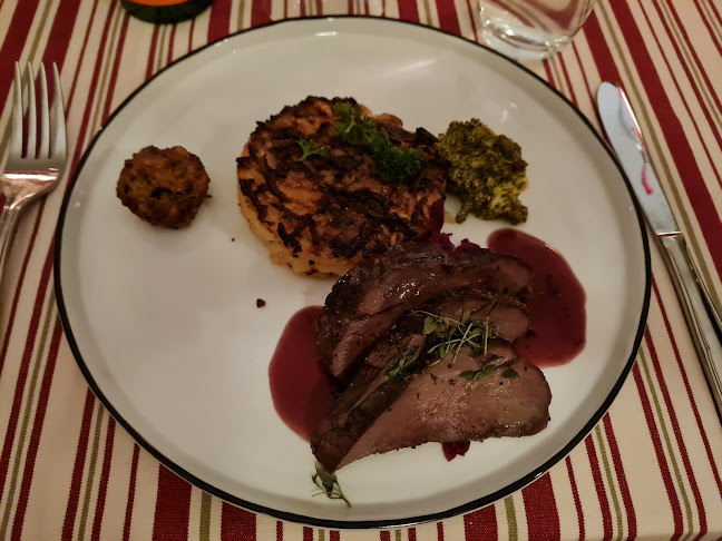 Restaurant Mormors Gröna Hus - Ravintola-ala