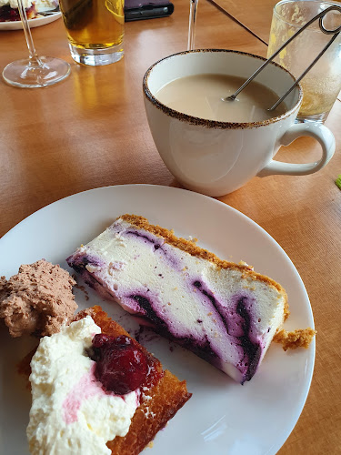 Café & Bar KATTO - Ravintola-ala