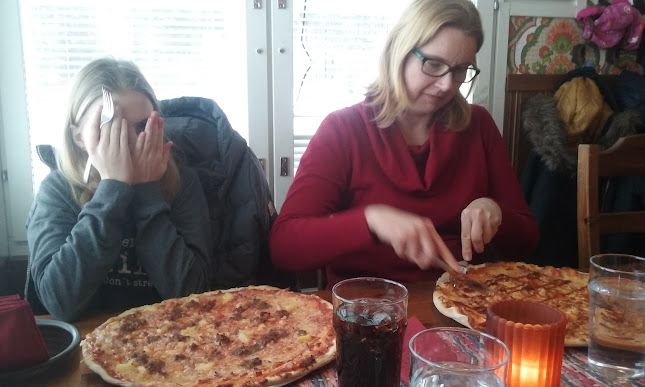 Comentarii opinii despre Mono Pub