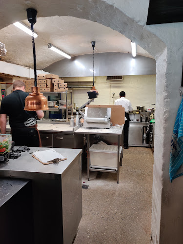 Comentarii opinii despre Niska