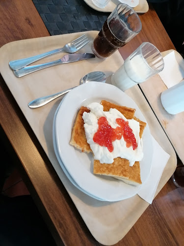 Cafe Hellman - Ravintola-ala