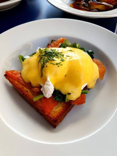 Gastro Cafe Kallio Open Times