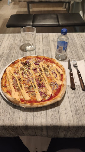 Comments and reviews of Lähin Pizza