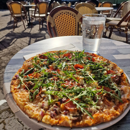 Comments and reviews of Roseanne Pizzeria