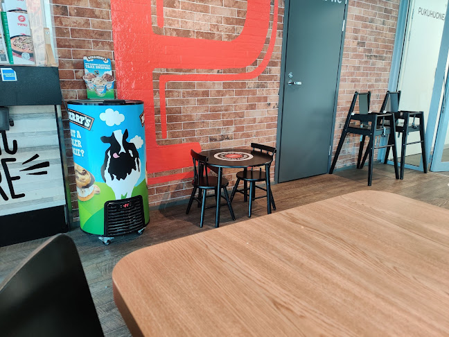 Opinii despre Pizza Hut Westeri în Tampere - Ravintola-ala