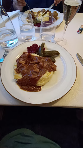 Ravintola Kolme Kruunua Open Times