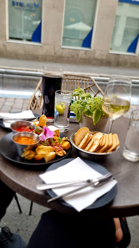 Comentarii opinii despre Nooran Viinibaari