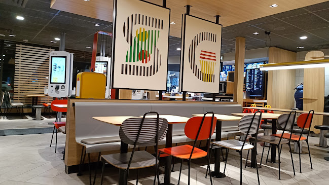 Opinii despre McDonald's Kotka Keskusta în Kotka - Ravintola-ala