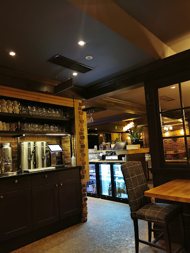 Bull Bar and Grill - Ravintola-ala