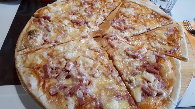 Opinii despre NamNam Kebab Pizzeria în Rauma - Ravintola-ala