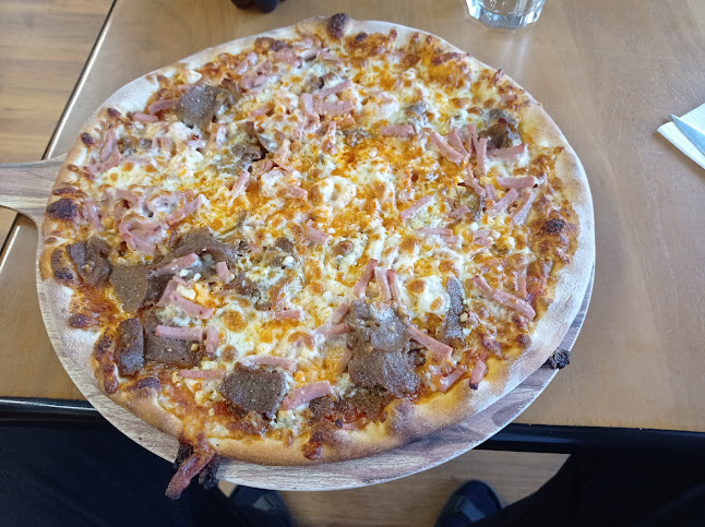 Opinii despre Oppo kebab pizzeria lounas în Ähtäri - Ravintola-ala