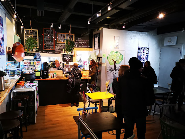 Aatos Café Open Times