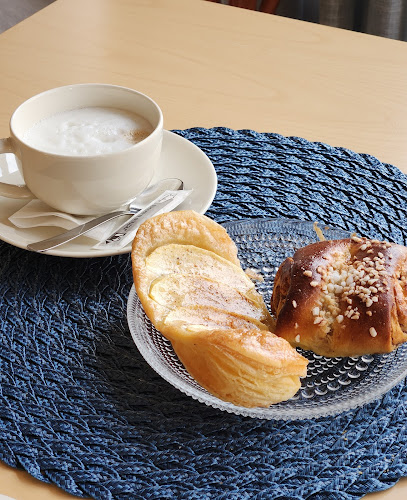 Comentarii opinii despre Kotileipomo Antinkaapo Oy