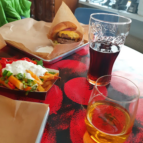 Kauppayhtiö - Ravintola-ala