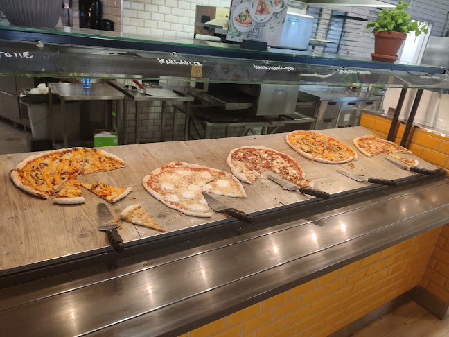 Pizza & Buffa Prisma, Halikko