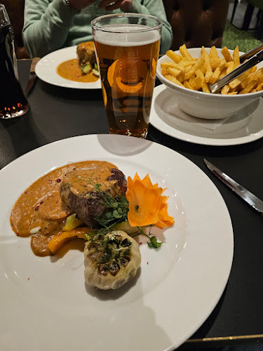 Hotel Red & Green - Ravintola-ala