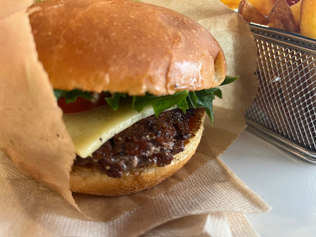 Comentarii opinii despre Friends & Brgrs