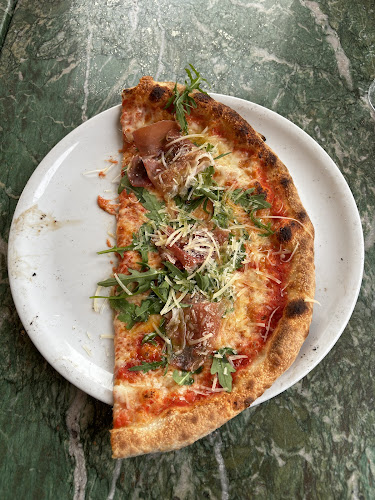 Alessio's Pizzeria Italiana - Ravintola-ala