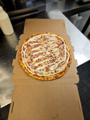 Pizza Stoppi - Ravintola-ala