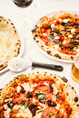 Opinii despre Pikku Napoli Tripla în Helsinki - Ravintola-ala