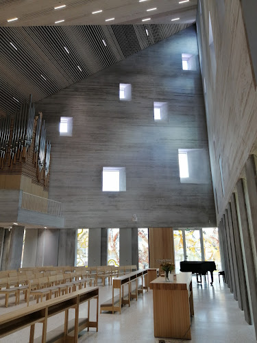 Comentarii opinii despre Tikkurilantori, Tikkurilan uusi tori