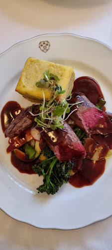 Ravintola Kolme Kruunua - Ravintola-ala