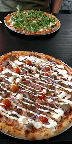 Opinii despre Crispy Pizza în Espoo - Ravintola-ala