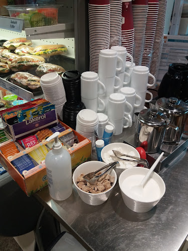 Opinii despre Kulosaaren Herkku în Helsinki - Ravintola-ala