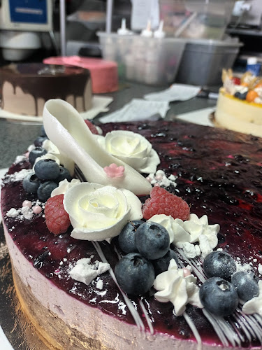 Viherlaaksontori 8, 02710 Espoo