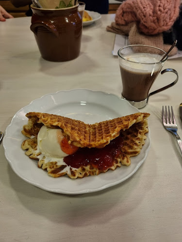 https://www.kruunupuisto.fi/ravintola/inkeritalo/