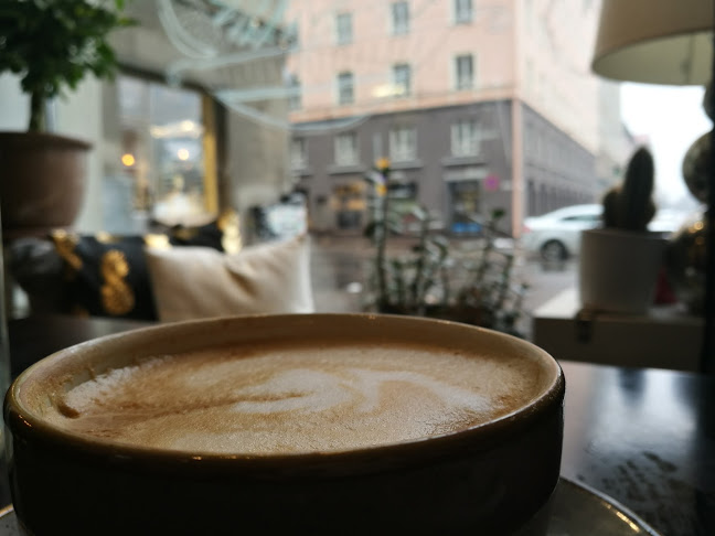 Opinii despre Cafe Cardemumma în Helsinki - Ravintola-ala